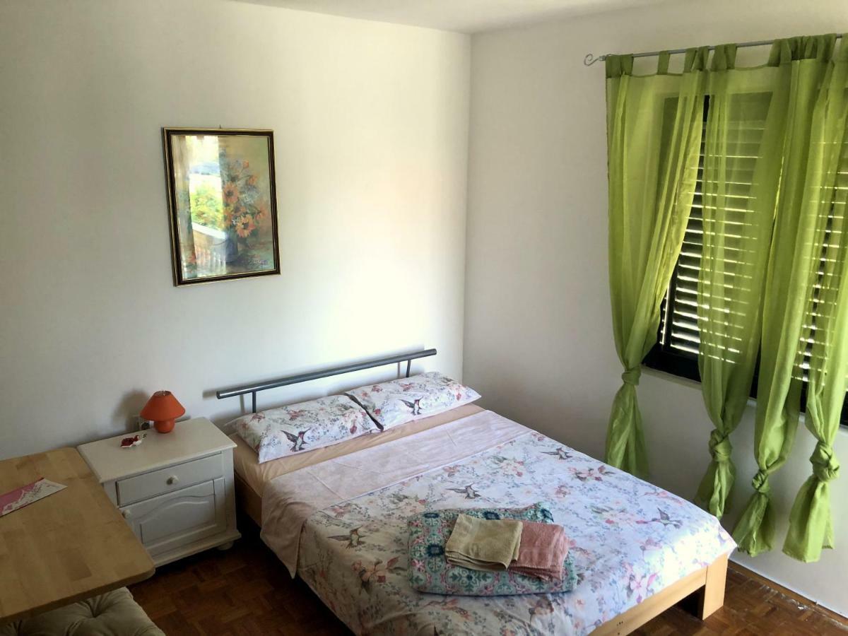 Guesthouse Vila Ruzmarin Ждрелац Экстерьер фото